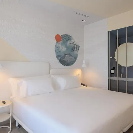 Occidental Ξενοδοχείο 4*