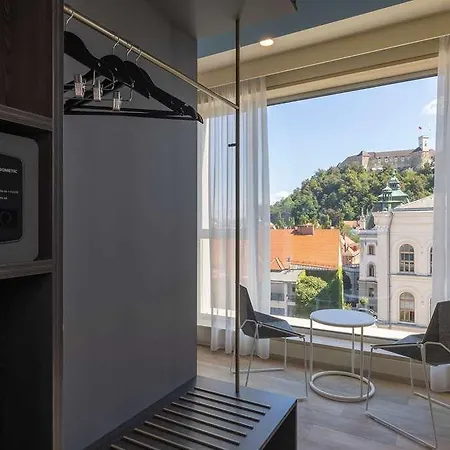 Occidental Λιουμπλιάνα