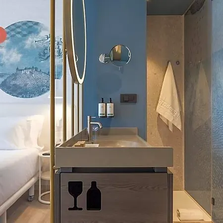 Otel Occidental 4*