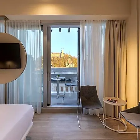 Otel Occidental 4*