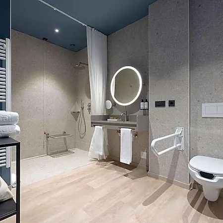 Otel Occidental 4*